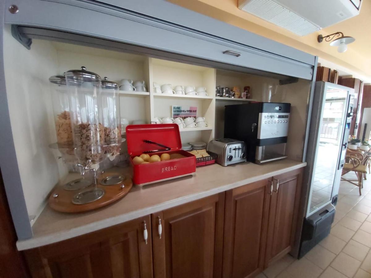 Albergo Casa Este Brenzone sul Garda Eksteriør bilde
