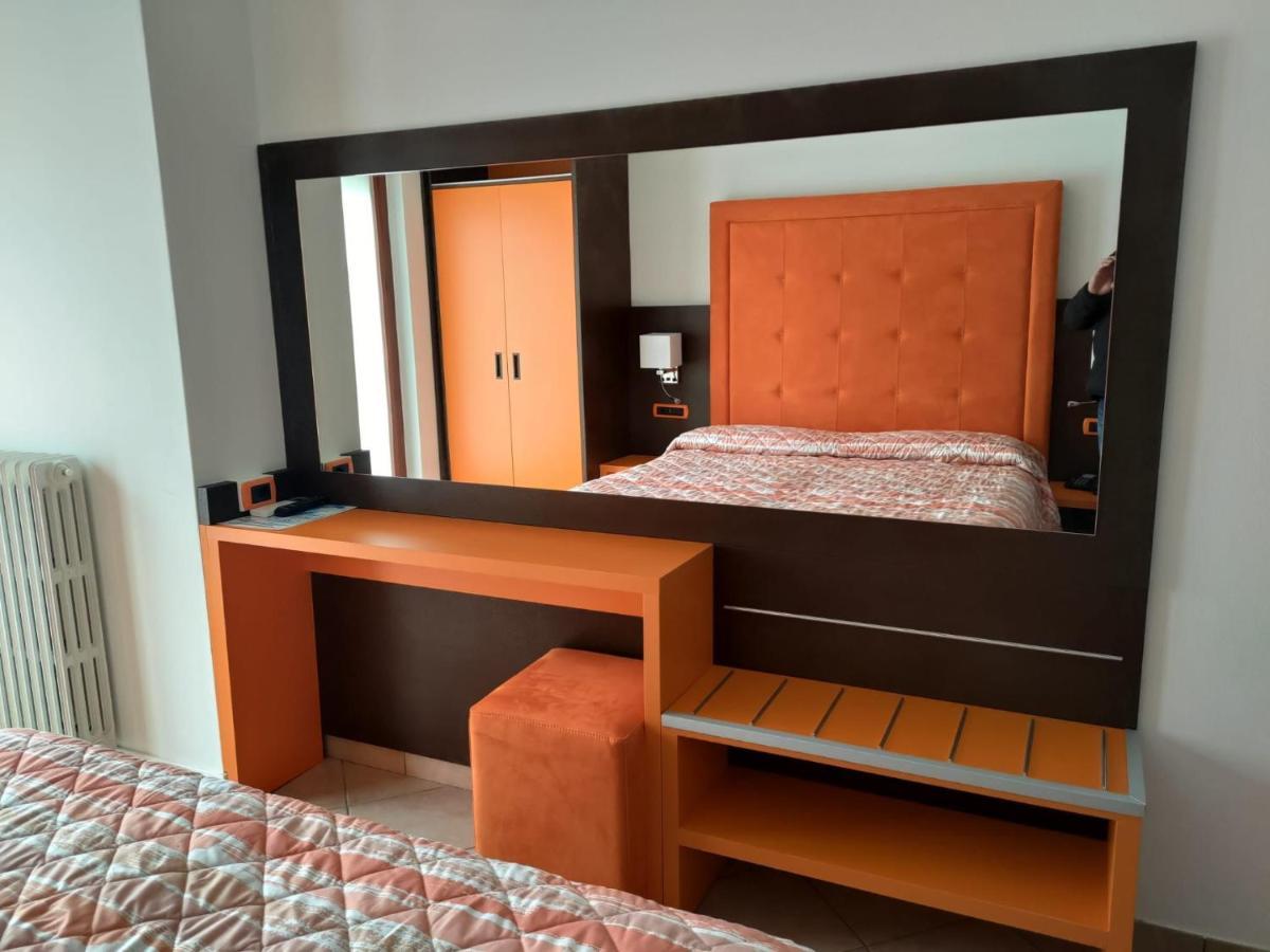 Albergo Casa Este Brenzone sul Garda Eksteriør bilde
