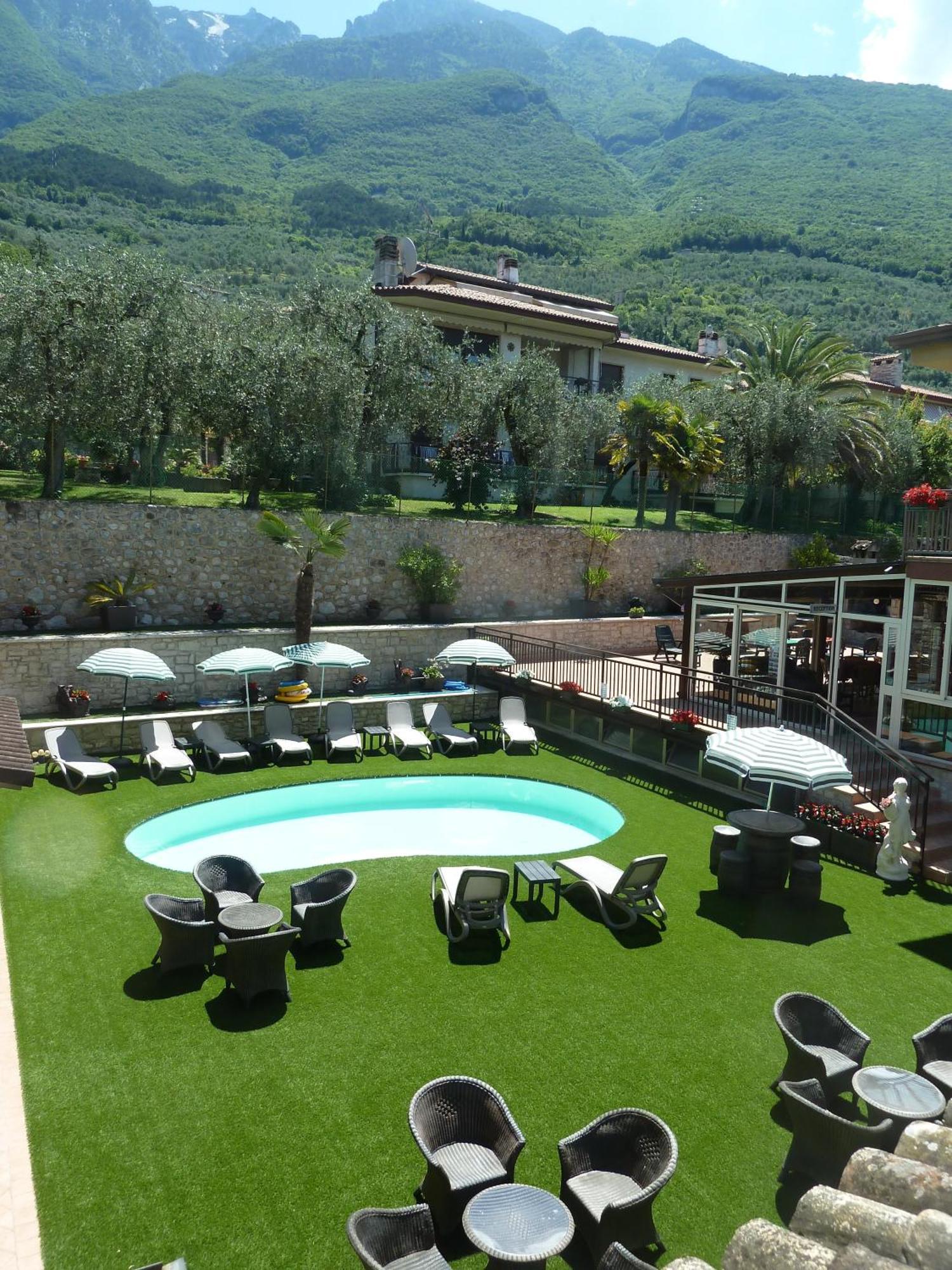 Albergo Casa Este Brenzone sul Garda Eksteriør bilde