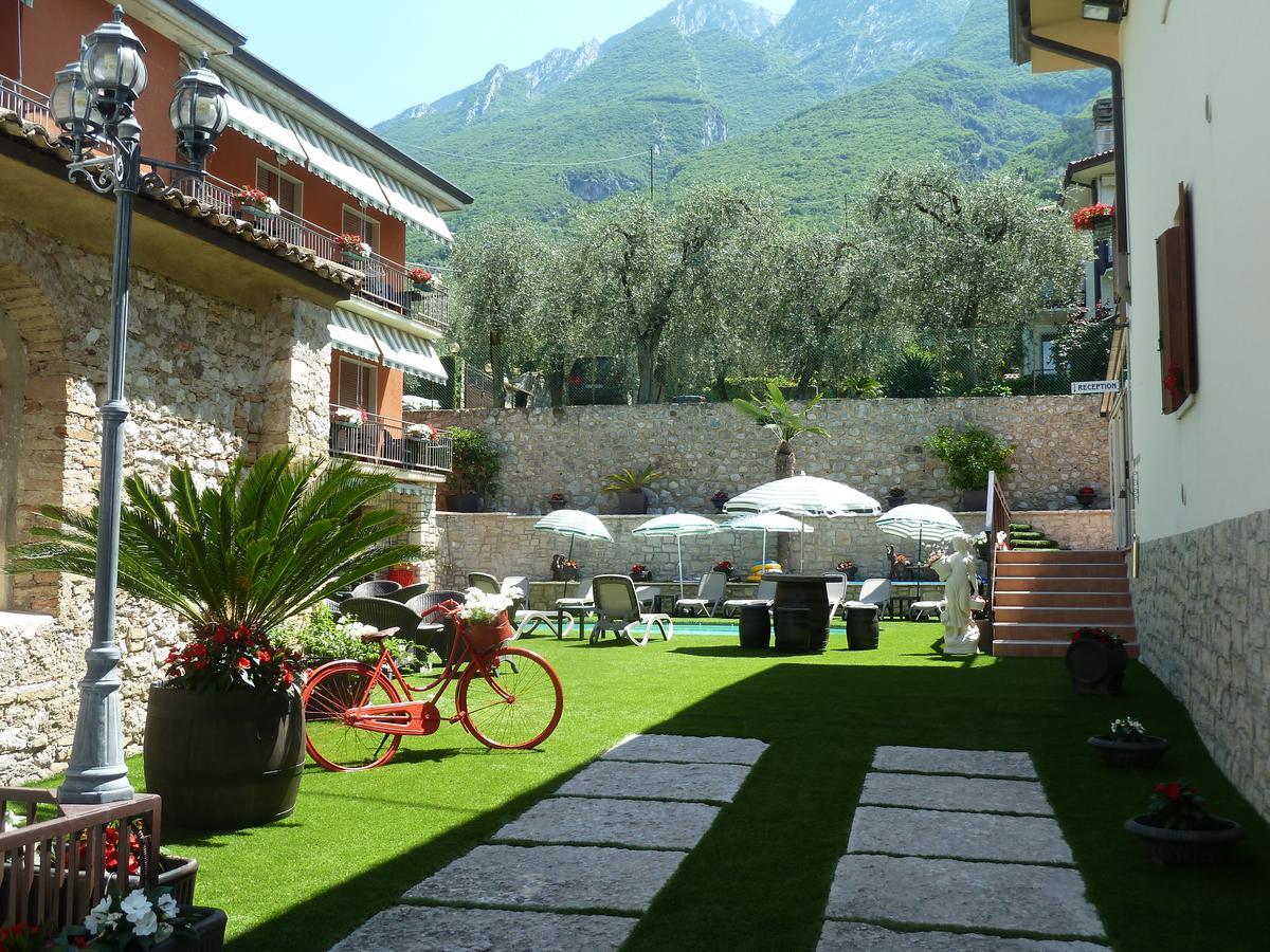 Albergo Casa Este Brenzone sul Garda Eksteriør bilde